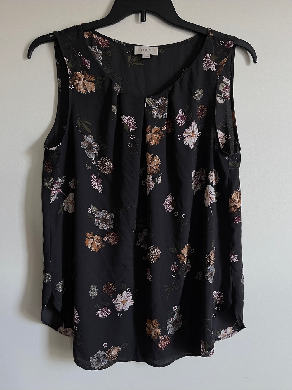 LOFT Dark Brown Floral Sleeveless Blouse Size L